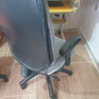 صندلی قابل تنظیم اداری با پشتی بلند|مبلمان اداری|فردیس, خیام شرقی|دیوار