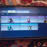 آف ای آر لجند داره عوض میکنم با اکانت هالیدی دار