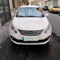 جک j4سفید  اپشنال مدل ۱۴۰۴ خشک با ضمانت کارنامه