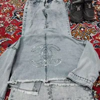 مقداری لباس بچگانه