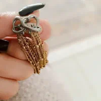 گوشواره میخی