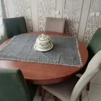 مبل و میزناهارخوری گرد