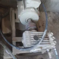 یک دسگاه ۳فاز برتلون ایطالیا شلنگ ۳۰ متر دو لایه