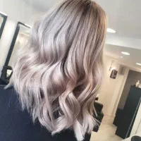 آموزش کلیه خدمات آرایش