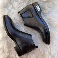 حراج کفش چرم پیاده روی نیم بوت چرم کوه نوردی|کیف، کفش، کمربند|گلستان (تهران), |دیوار