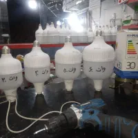 لامپومهتابی و پرژکتور موجود است و تعمیرات|لامپ و چراغ|مشهد, توس (بلوار توس)|دیوار