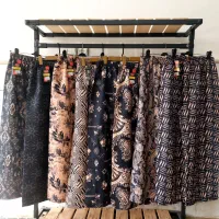 لباس روز مادر|لباس|قم, چهل درخت|دیوار