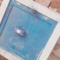 در اغول|پرنده|بمپور, |دیوار