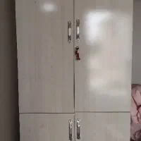 کمد دو تیکه