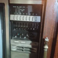 تلویزیون قدیمی مال صدسال پیش قدیمی شرط سالم