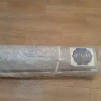 فرش ۶متری گل برجسته‌یک عدد