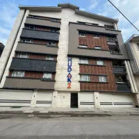 90-متری-بر-خیابان-16-متری-رو-به-نما