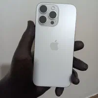 گوشی ایفون ۱۶پرومکس سفید