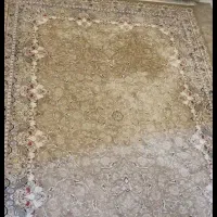 دوتا فرش  مبل ومیز ناهار خوری و ماشین لباسشویی