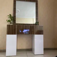 آینه کنسول