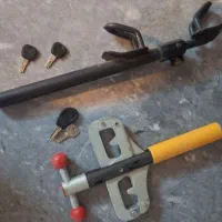 قفل پدال و قفل فرمان