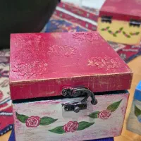 جعبه چوبی کوچک پتینه|صنایع دستی و سایر لوازم تزئینی|بندر ماهشهر, |دیوار