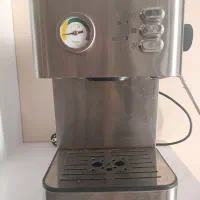 قهوه ساز ایتالیایی با آسیاب در حد نو
