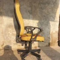 صندلی  مدریتی|مبلمان اداری|انبارآلوم, |دیوار