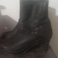نیم بوت چرم