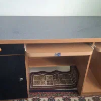 میز تحریر و صندلی چرخدار