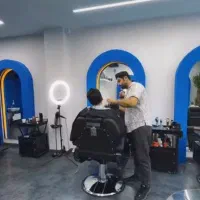 استخدام آرایشگر اقا،قیچی زن ماهر،و(کارآموز)|استخدام درمانی، زیبایی، بهداشتی|اصفهان, جلفا|دیوار
