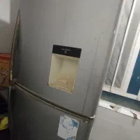 یخچال وفریزر فروزان