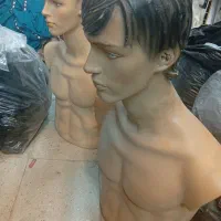 قفسه و مانکن تنه