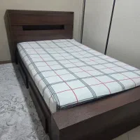 تخت یک‌و‌نیم نفره دکوچید
