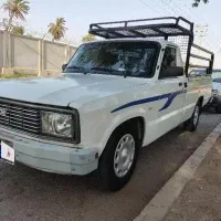 وانت مزدا کارا 2000 تک کابین