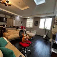 آپارتمان۱۰۹متری * اوایل هنرستان * آسانسور* نورگیر