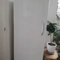 فریز پارس در حد نو بسیار تمیز ۷کشو سالم