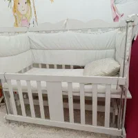 تخت نوزاد|تخت و صندلی بچه|تهران, جی|دیوار