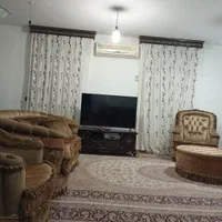 ویلای شهری با منظره ای رو به کوهستان