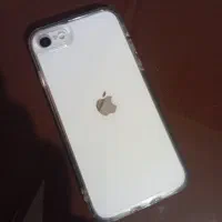 آیفون se2020