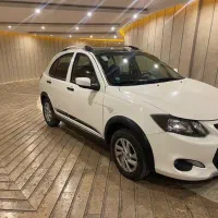 کوئیک r سفید مشکی|خودرو سواری و وانت|شیراز, فرهنگ شهر|دیوار