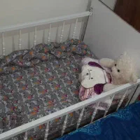 تخت نوزادی،سالم