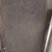 بخاری و میز کار آهنی محکم