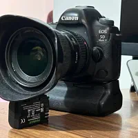 دوربین 5Dمارک4 همراه با لنز 17 40