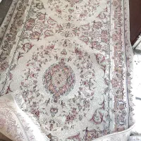 فرش فرش یکونیم متری در سه