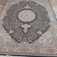 فرش ۷۰۰ شانه دستبافت گونه بدون پارگی و زدگی
