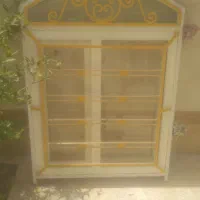 پنجره آهنی با قاب pvs