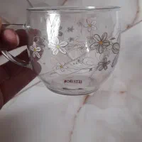 تعدادی وسایل باجعبه استفاده نشده