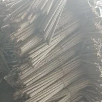 کارگر ساده جهت برش میلگرد با دستگاه جهت تولیدخاموت