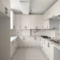 آپارتمان ۱۰۵متری،۲ خواب،فول امکانات،خیابان استخر