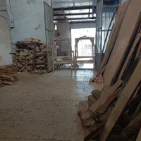 کارگر نجار ماهر که بتونه صفر تا صد مبل انجام بده