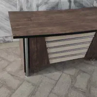 دو عدد میز مدیربت و کنفرانس