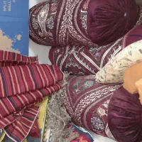 بالشتهای سنتی از جنس مخمل زرین کوب|رختخواب، بالش، پتو|شیراز, گود عربان|دیوار