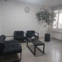 کارگر انبار