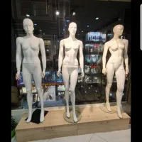 مانکن زنانه